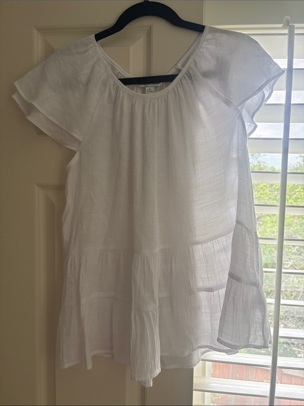 Counterparts White Gauze Tiered Flutter Sleeve Top